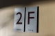 Hotelowa numeracja drzwi, Piktogramy <u><b>13</b></u>