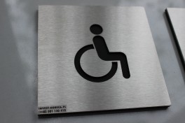 tabliczka inwalida ze stali
